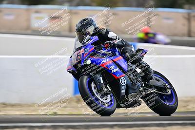 media/Apr-18-2025-TrackDaz (Fri) [[45f5874c44]]/B Group/Session 4 (Turn 6 - Outside)/